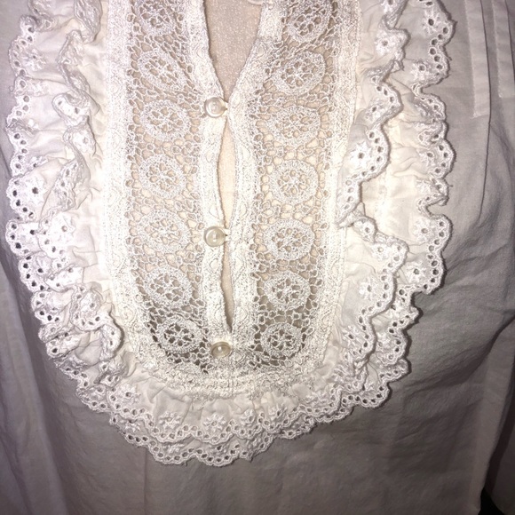 METRO 7 SIZE LARGE WHITE 3/4 SLEEVE TOP CROCHET LACE ON CHEST PLEATED FRONT - Picture 2 of 6